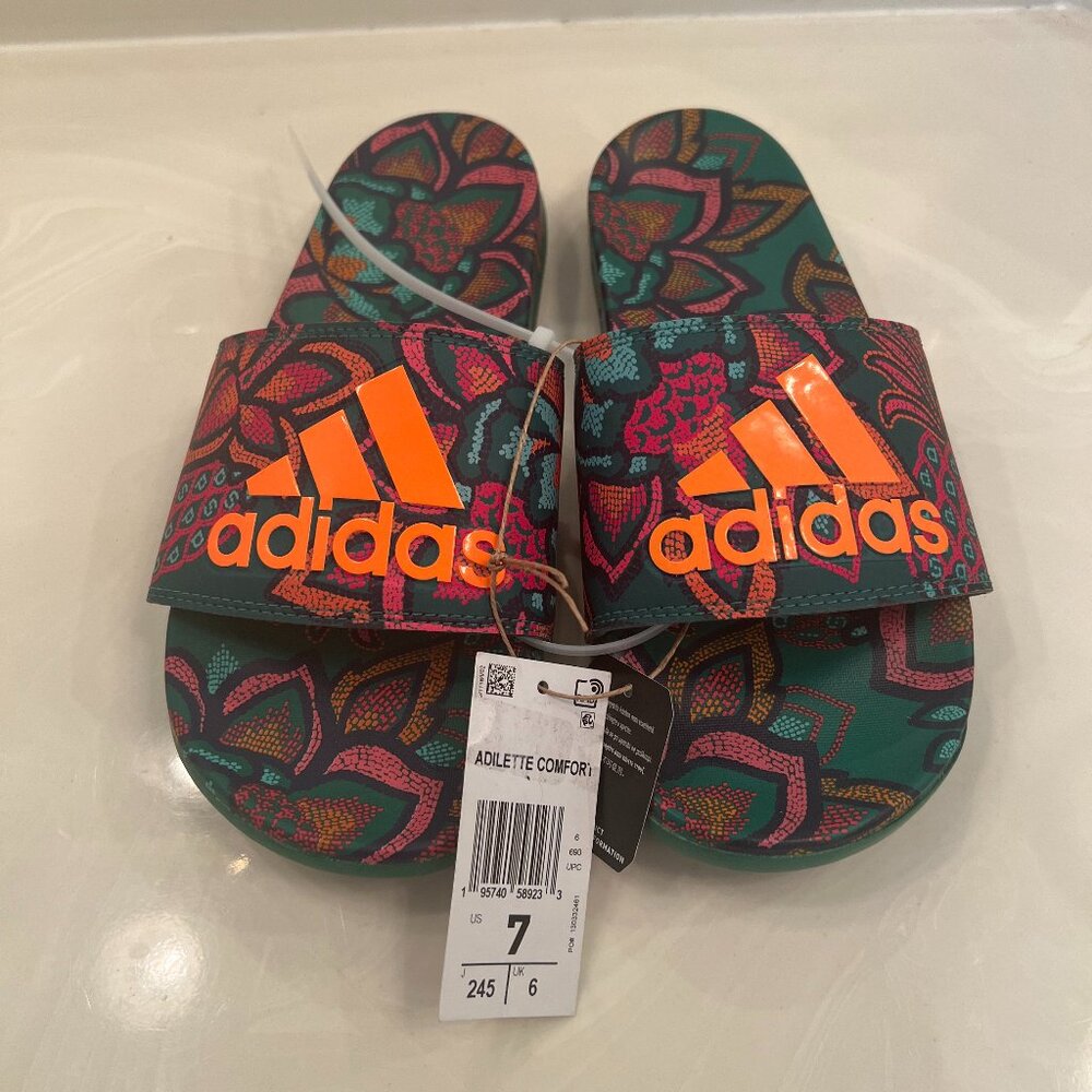 Brand New addudas slipper